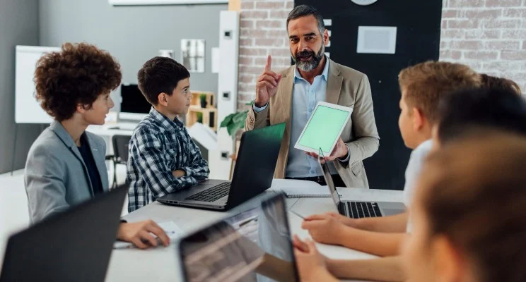 Licenciatura en Ciencias de la Educación: Formación Profesional para el Futuro